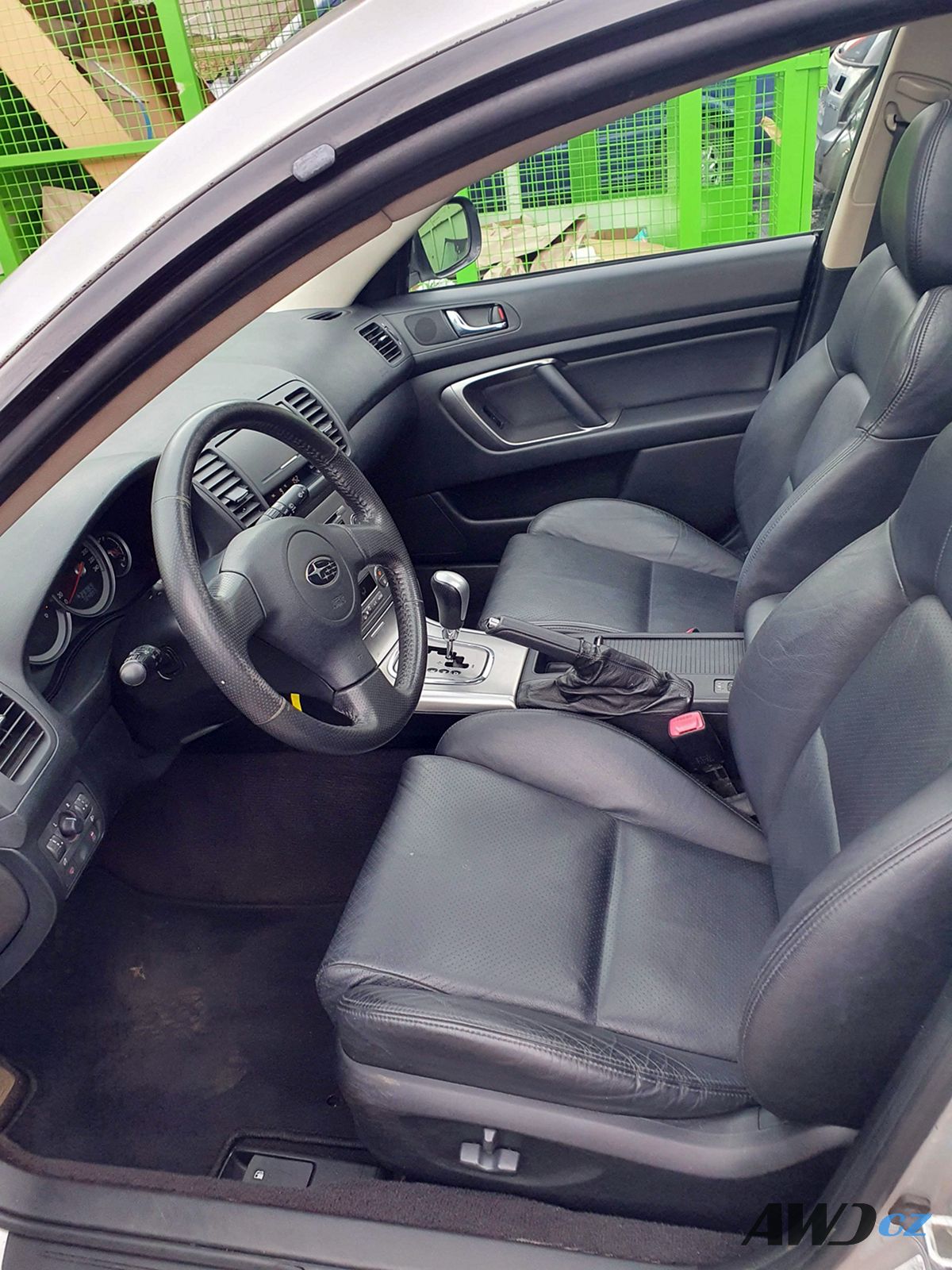 SUBARU Legacy kombi 2,0 R Comfort AT MY2006