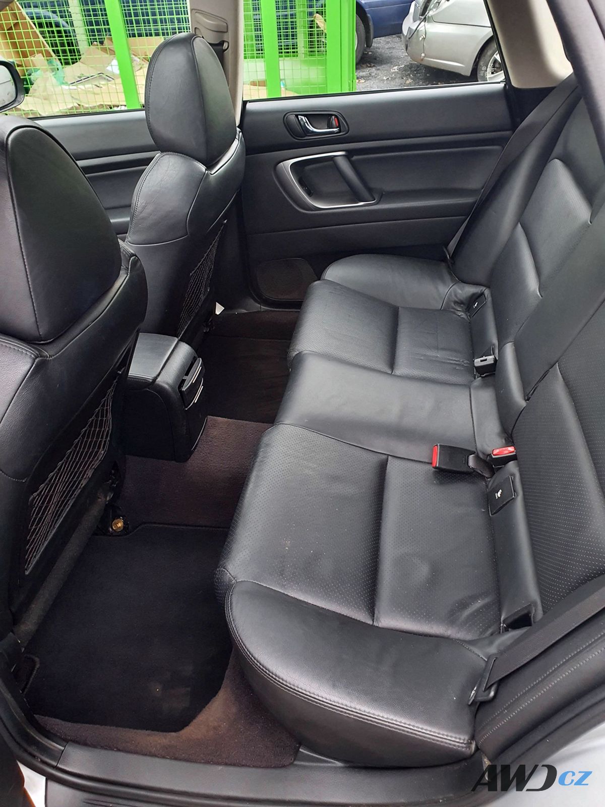 SUBARU Legacy kombi 2,0 R Comfort AT MY2006