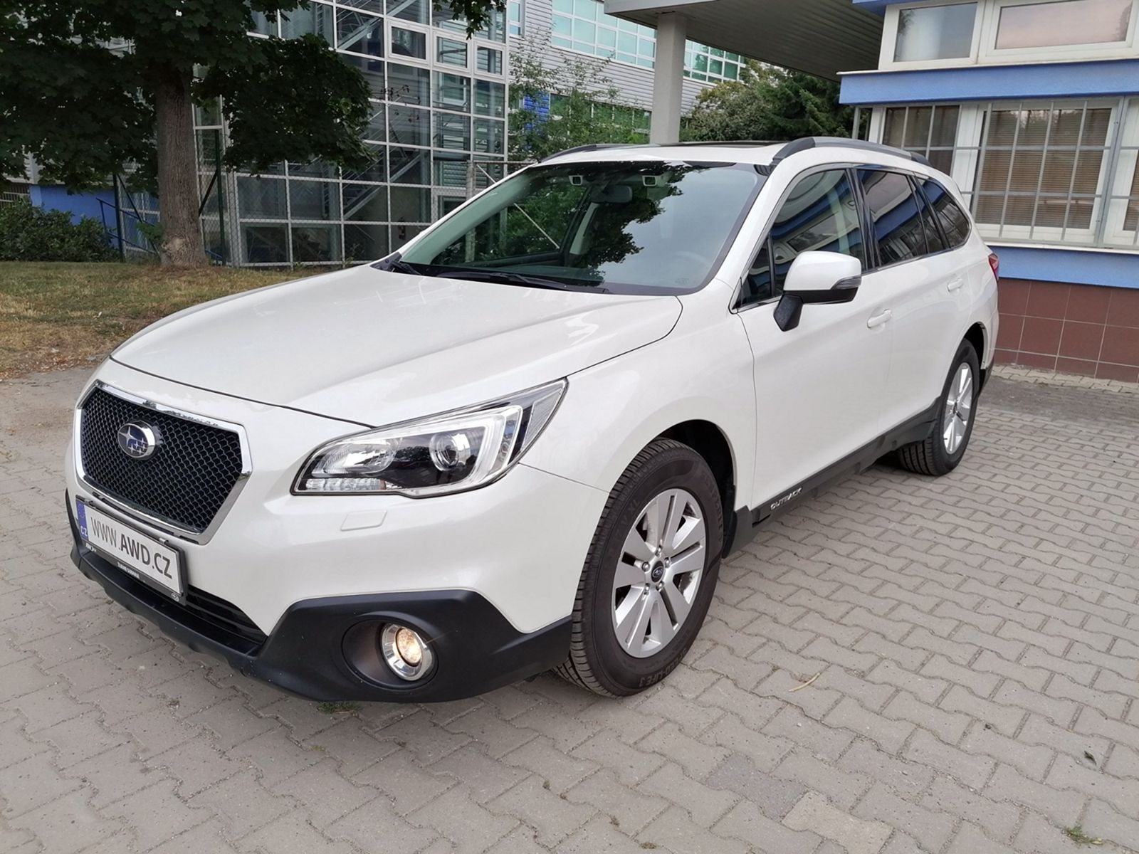 SUBARU Outback 2.0D Comfort Navi CVT MY2015